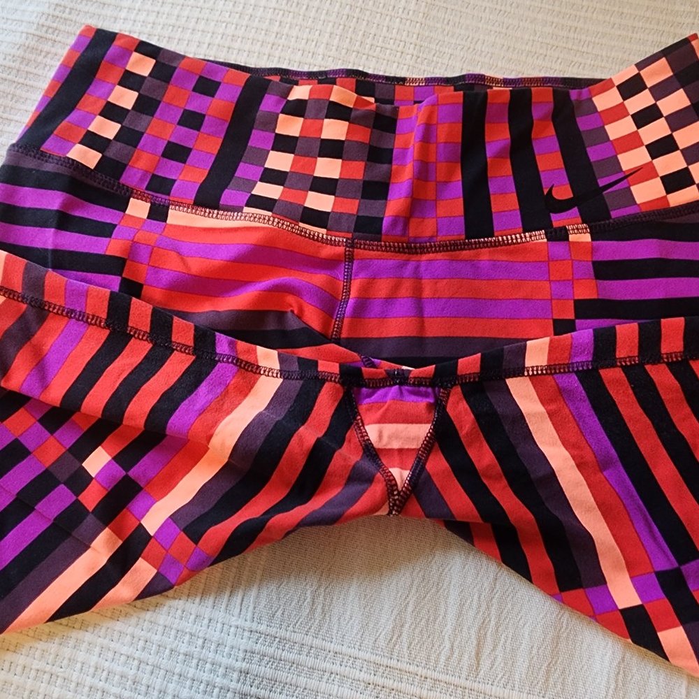 Nike running tights - Picture 3 of 8